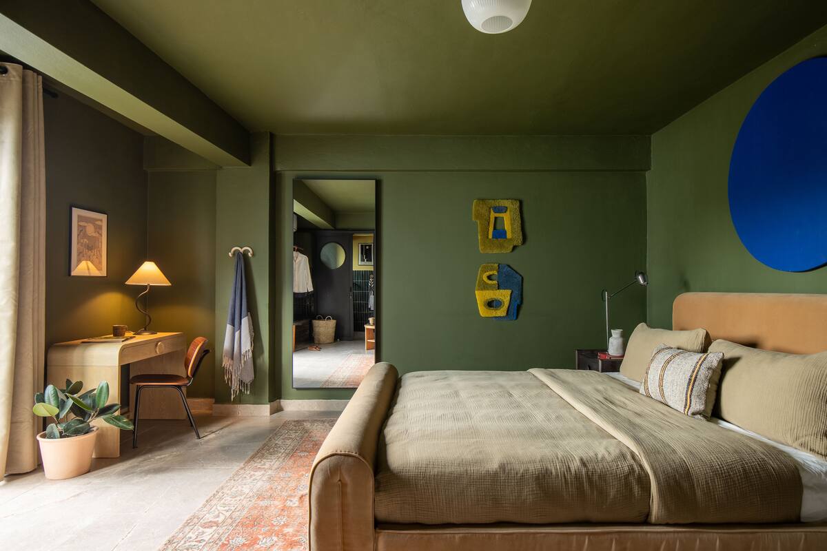 Room 5 bedroom